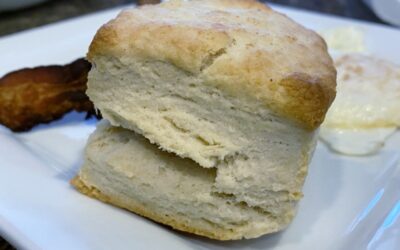 2-Ingredient Cream Biscuits