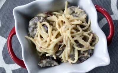 Cheesy Garlic Sausage and Bacon Carbonara