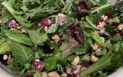 Beet Salad with Spinach, Cashews, and Goat Cheese