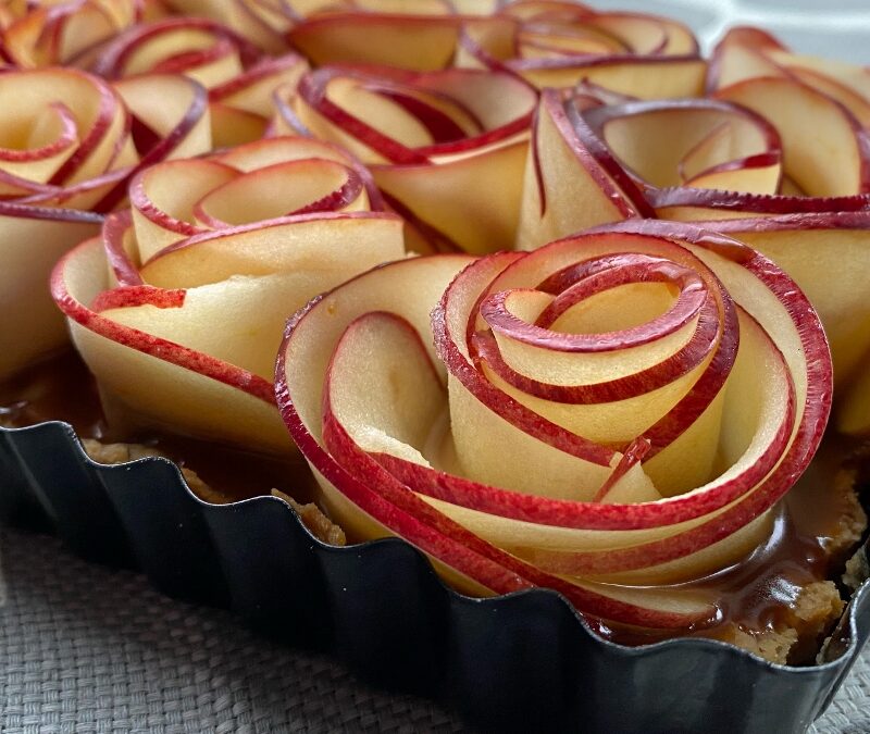 Apple Roses Tartlets with Salted Caramel