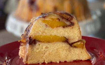 Peach Cobbler Pound Cake￼